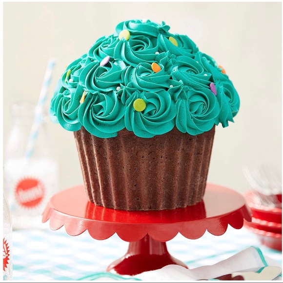 Wilton Party Supplies Wilton 3d Jumbo Cupcake Pan Brand New In Box